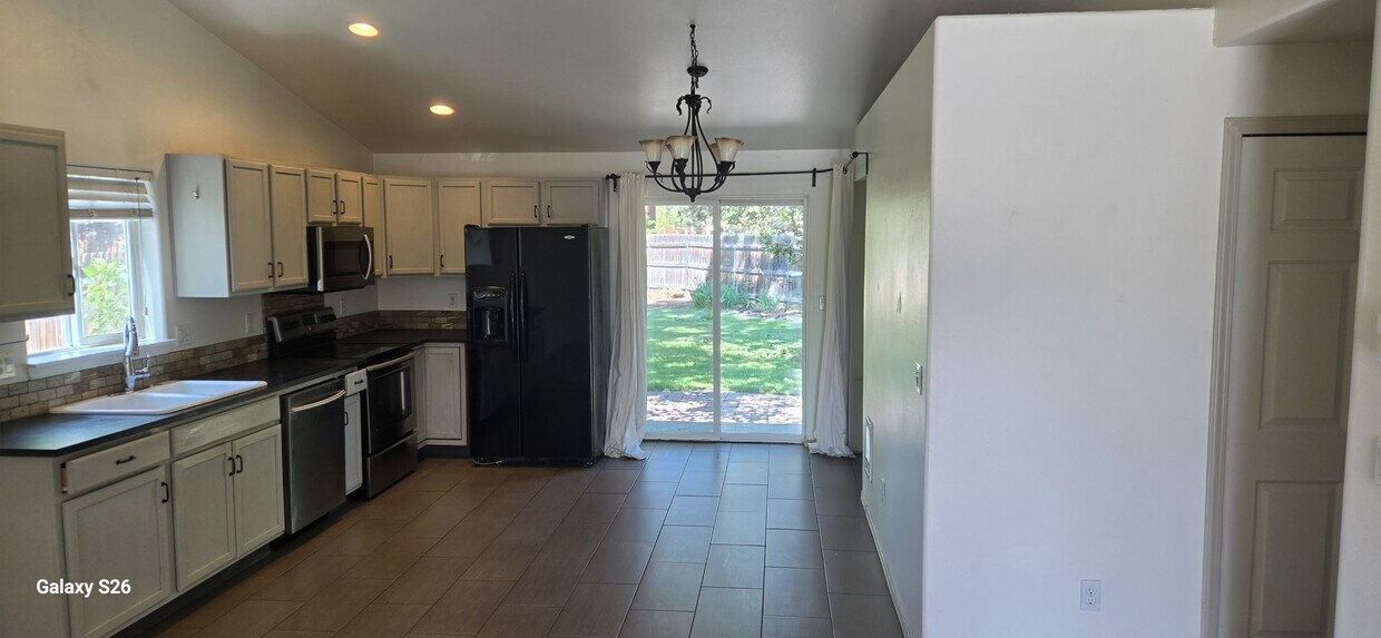 Foto del edificio - 61087 Honkers Ct