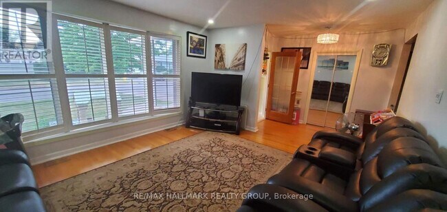 Photo du bâtiment - 658 Dan Ave