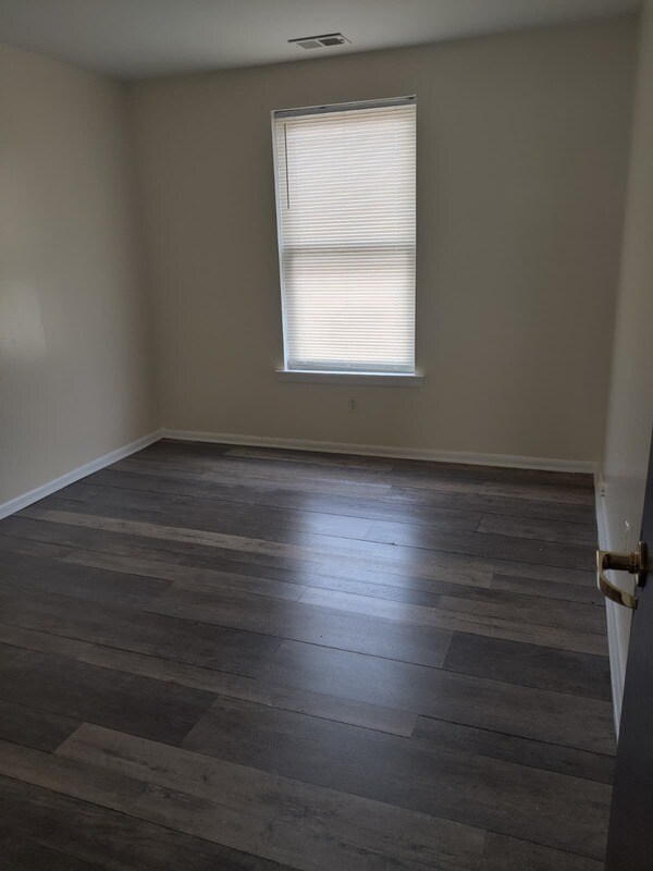 Foto del edificio - 2721 S 76th St