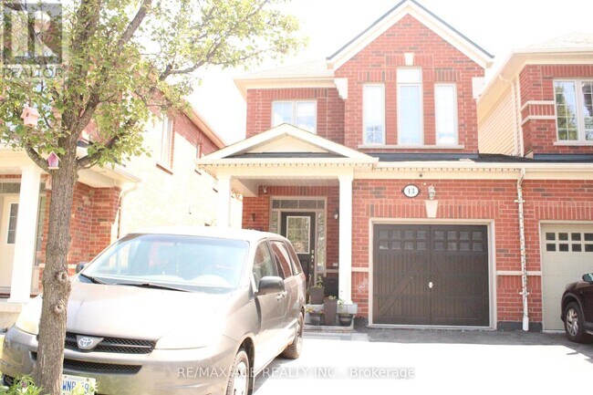 Building Photo - 13 Powlesland St