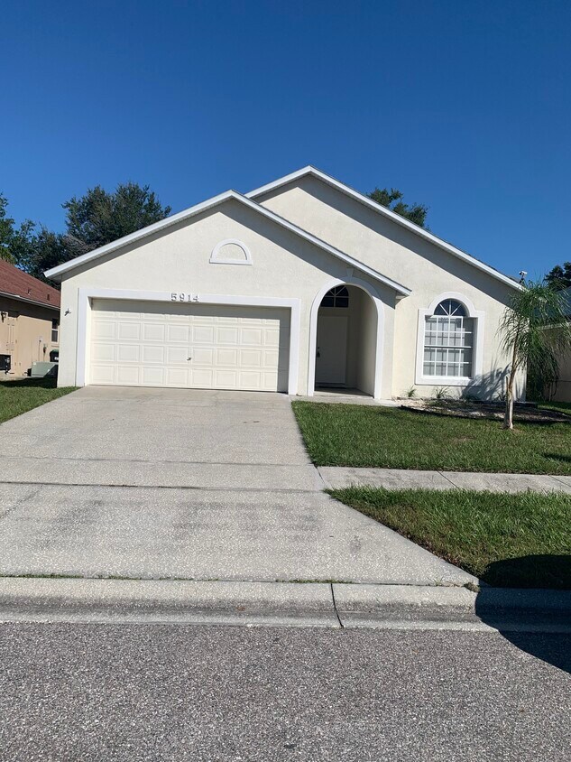 5914 Rywood Dr, Orlando, FL 32810 House Rental in Orlando, FL