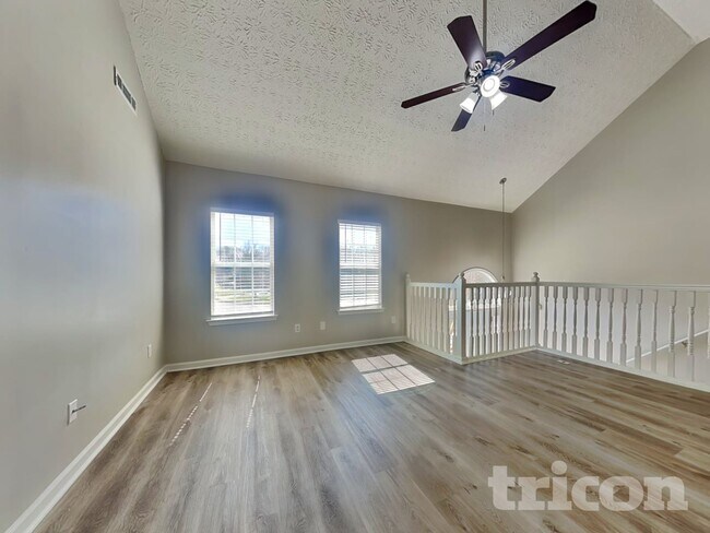 Foto del edificio - 1270 St Francis Ct