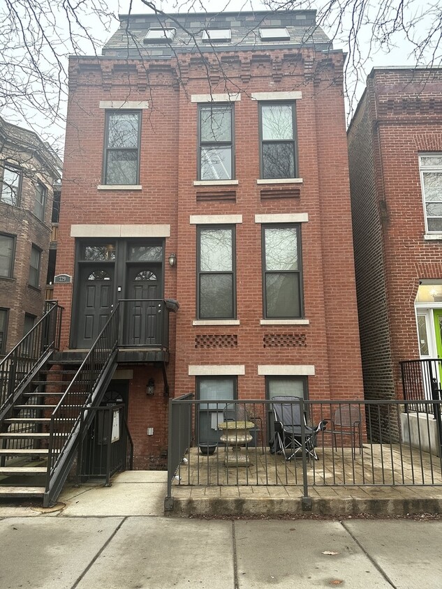 Foto principal - 729 S Loomis St