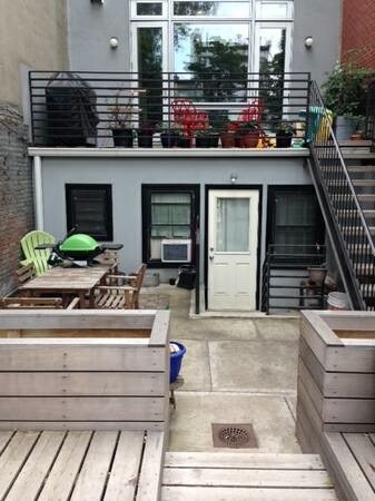 Building Photo - 205 18th St