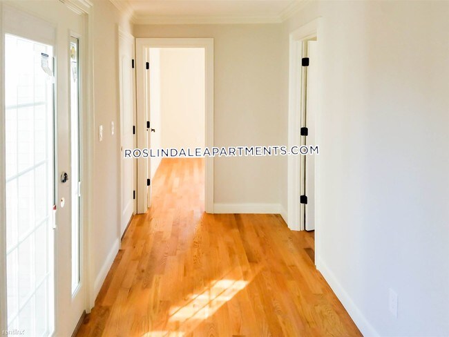 Foto del edificio - 4380 Washington St