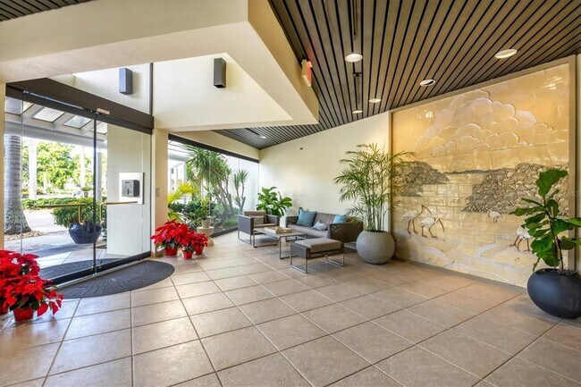 Foto del edificio - 1930 Harbourside Dr