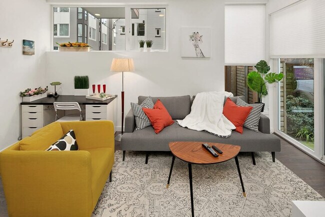Foto del edificio - 1326 E Marion St