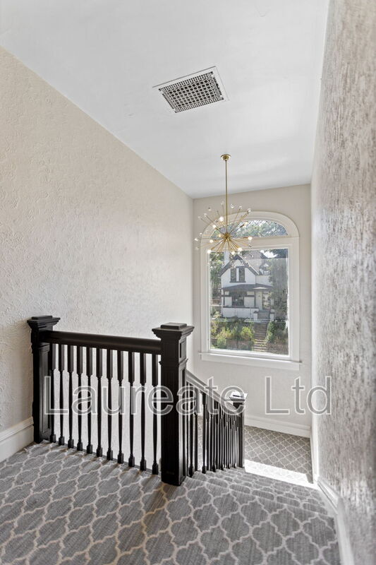 Foto del edificio - 1256 N Clarkson St