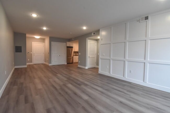 Building Photo - 4201 Bergen Turnpike