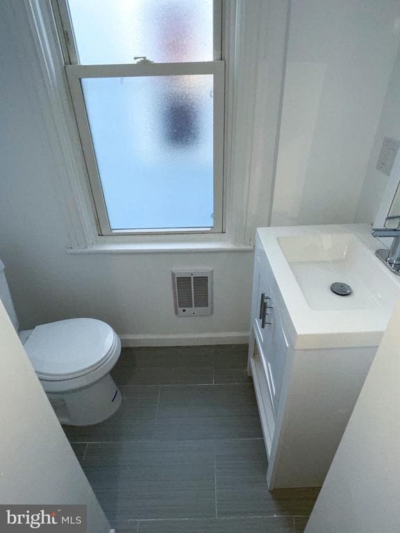 Foto del edificio - 325 N Burlington St