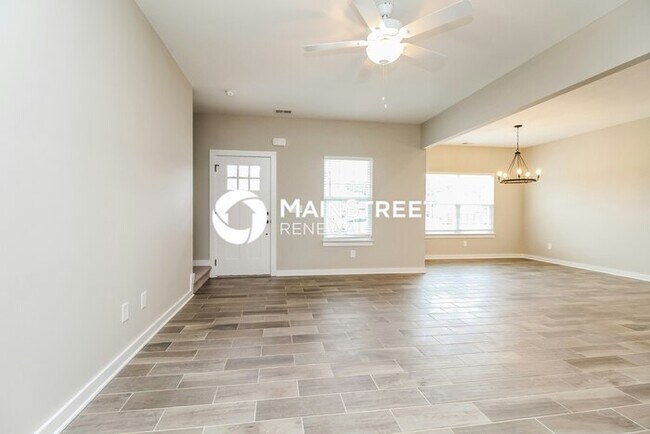 Foto del edificio - 4 Bedroom Pet-Friendly Home in Murfreesbor...