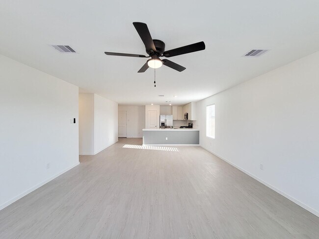 Foto del edificio - 15671 Plum Brk Dr