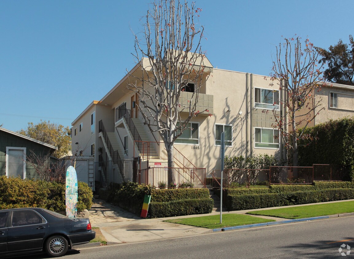 Primary Photo - 1845 17th St