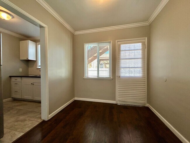 Foto del edificio - Remodeled 2 Bedroom in Kensington! Washer/...