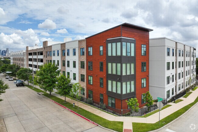 Alternar - Fiji Lofts