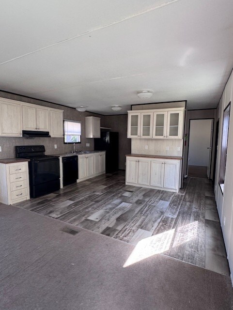 Foto del edificio - 1 Leila Dr