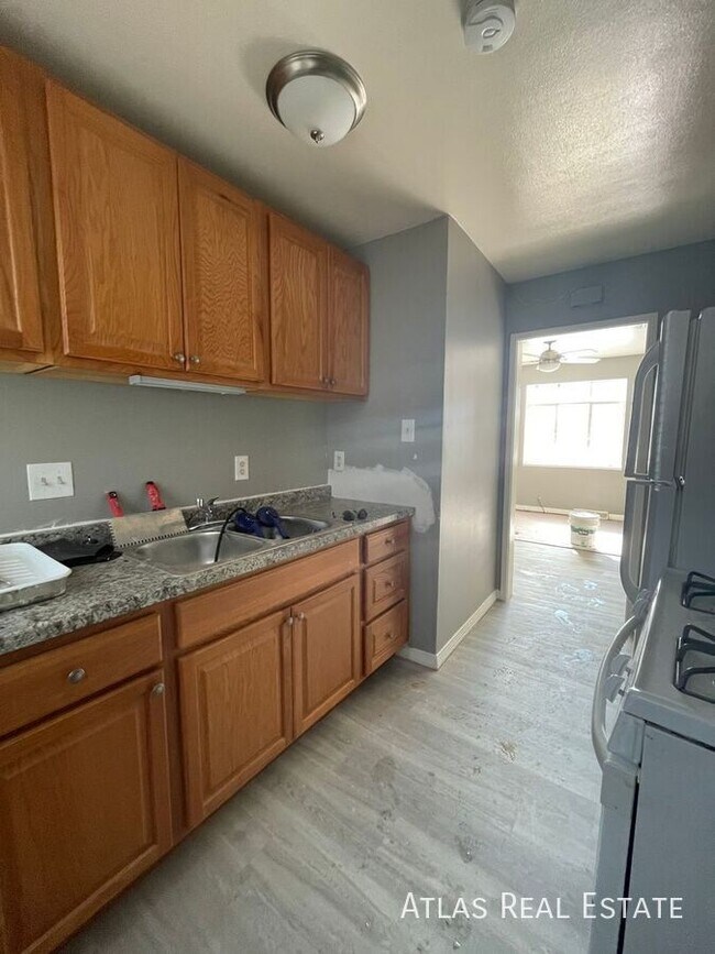 Foto del edificio - 7137 E 60th Way