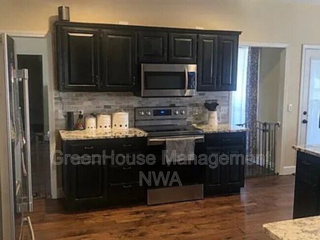 Foto del edificio - 1207 Mallard Ln