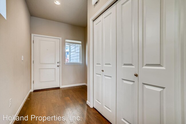 Building Photo - 3 br, 2.5 bath House - 16890 NW Viola St.