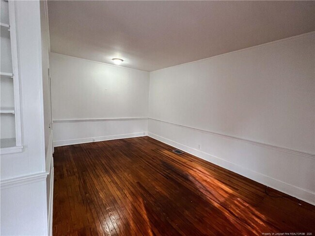 Foto del edificio - 113 Hillside Ave