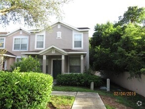 Building Photo - 1402 Blue Magnolia Rd