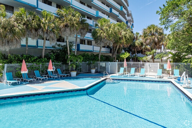 Building Photo - Chateau Mar Golf Resort Apartments