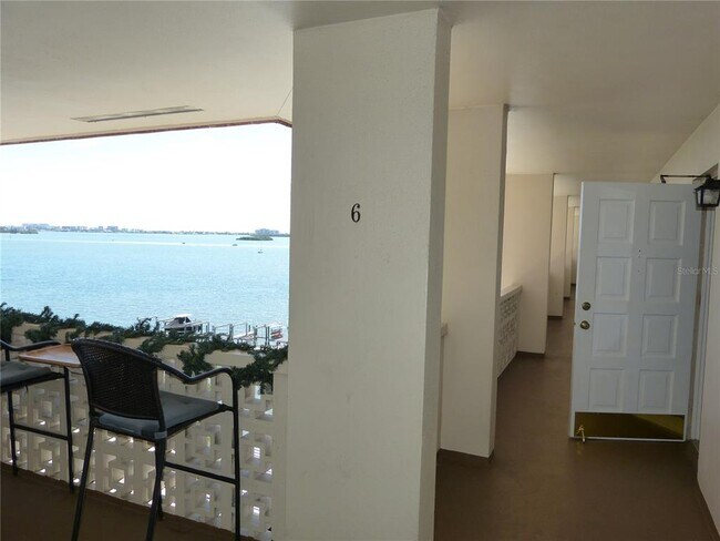Foto del edificio - 620 Edgewater Dr