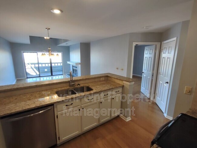 Building Photo - 9041 J M Keynes Dr