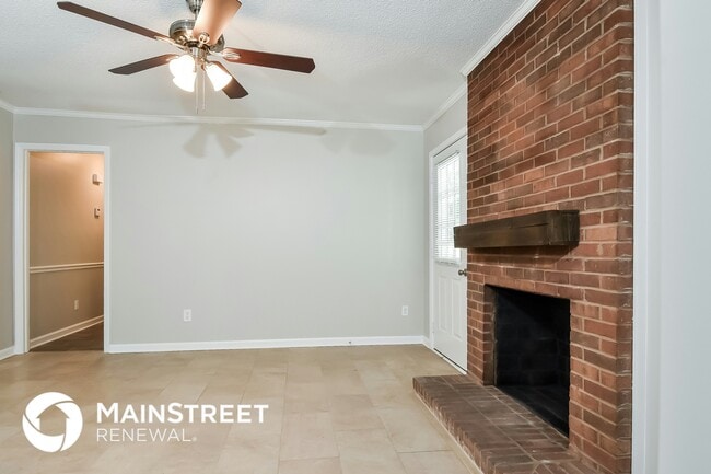 Building Photo - 4720 Cricklewood Dr