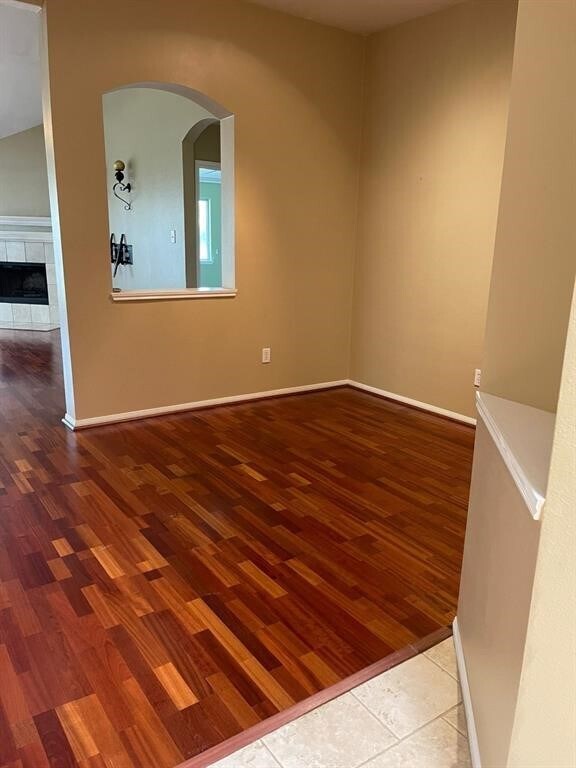 Foto del edificio - 14622 Vaughnville Dr