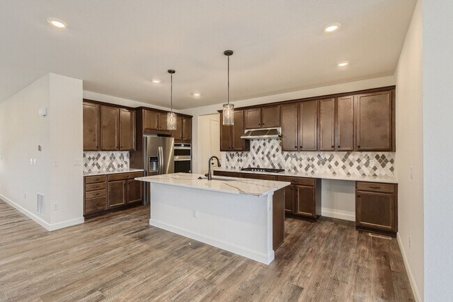 Building Photo - **** SPECIAL OFFER: 1 Month Rent FREE, if lease by July 1st week ******  Beautiful two-story home...