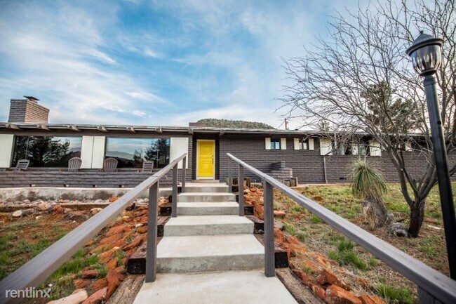 Building Photo - 3 br, 2 bath House - 295 ARABIAN DRIVE