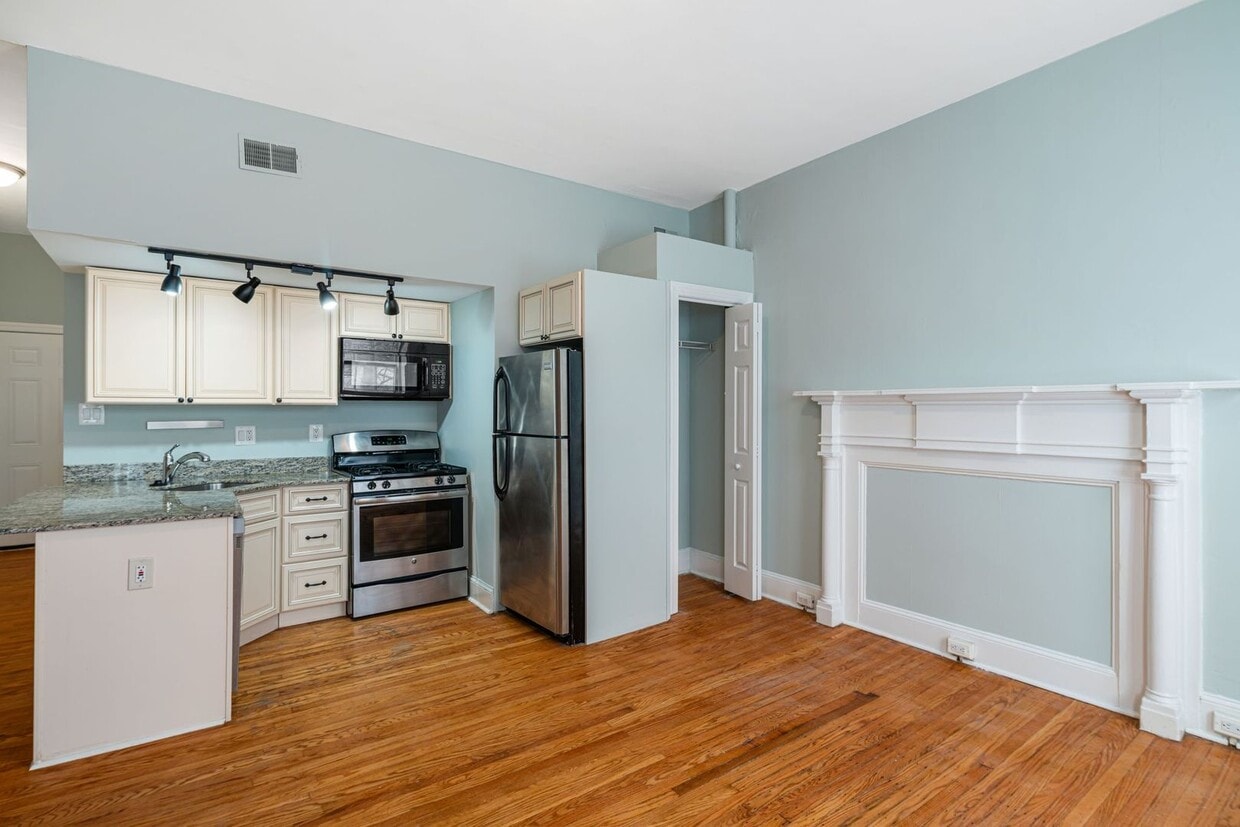 Photo - 245 S. 10th St-2F