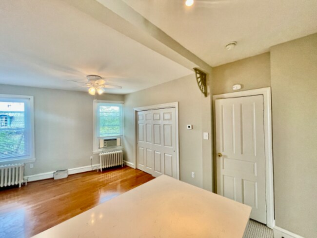 Foto del edificio - 7130 Germantown Ave