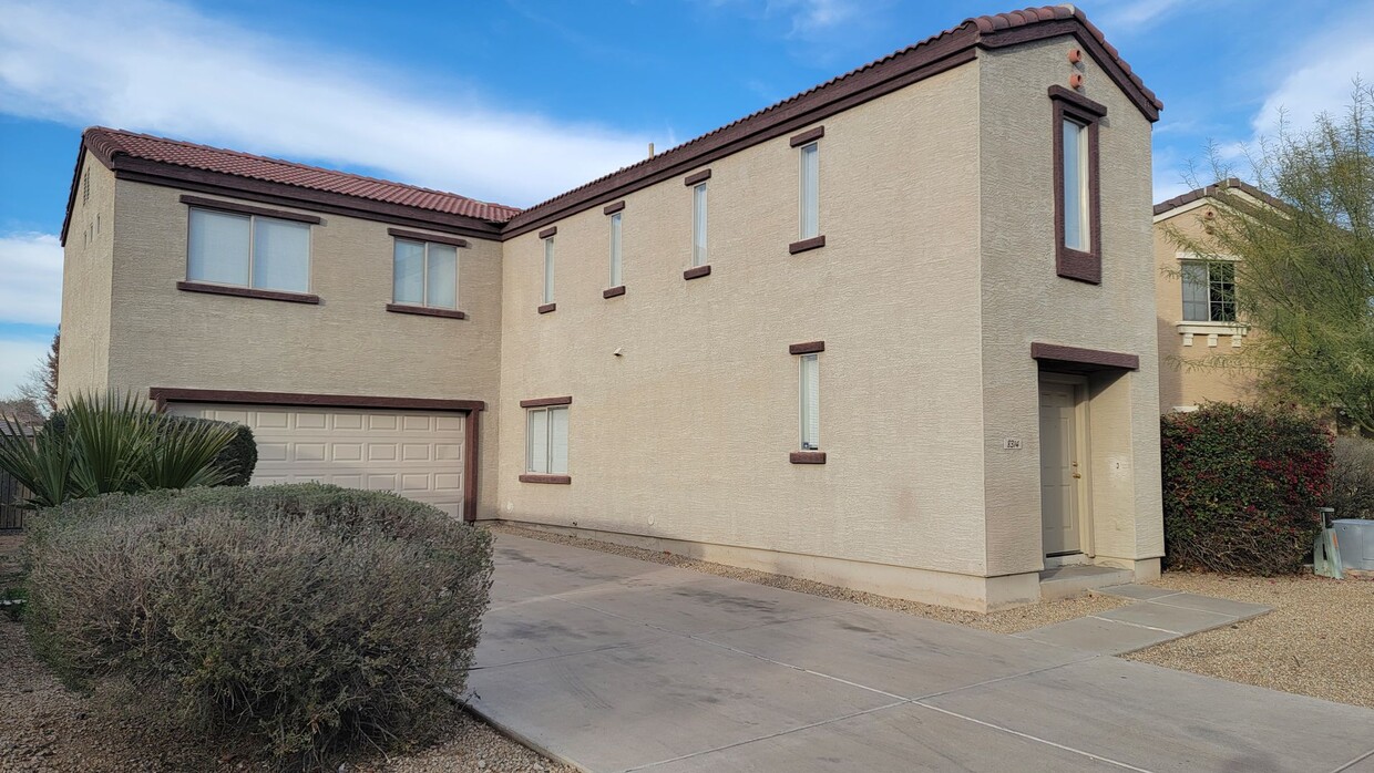 Primary Photo - New interior! Be the first to live on the ...