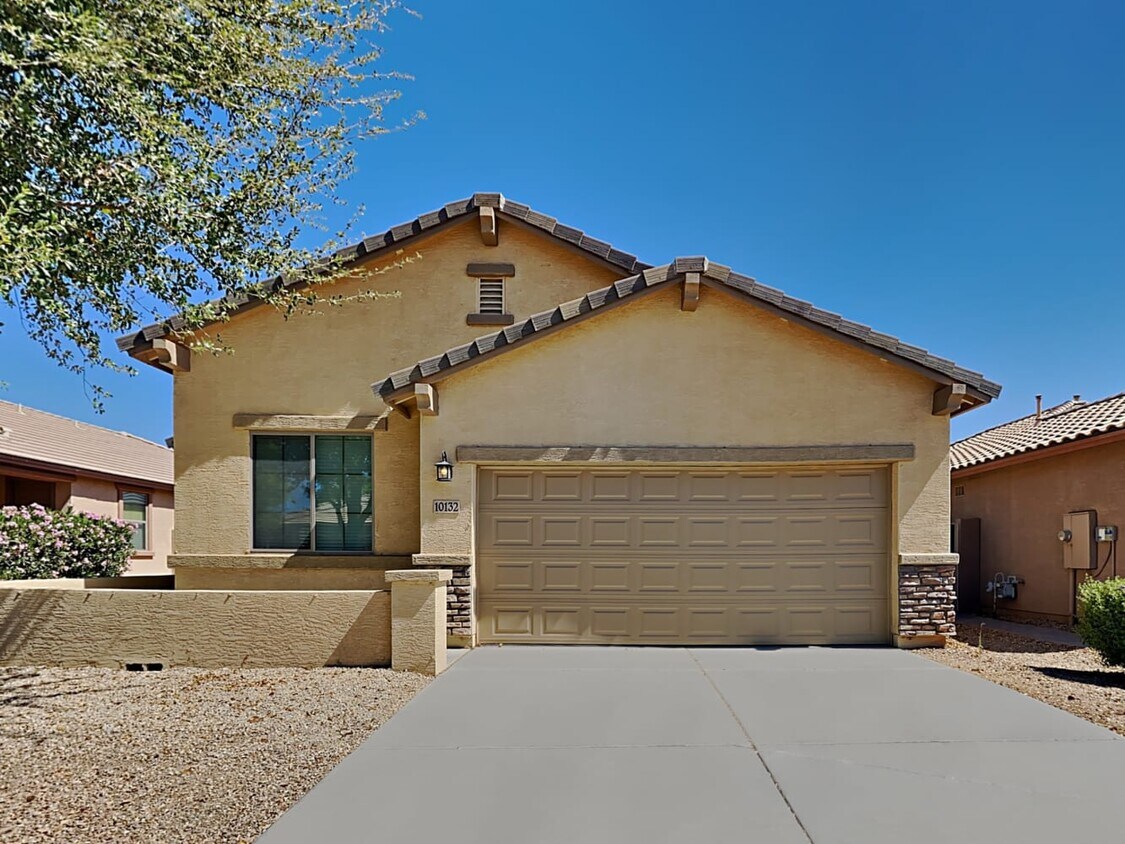 10132 W Chipman Rd House Rental in Tolleson, AZ