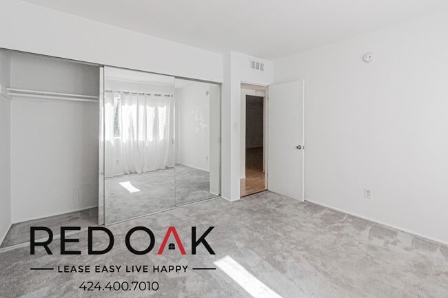 Foto del edificio - 1327 Laurel Ave