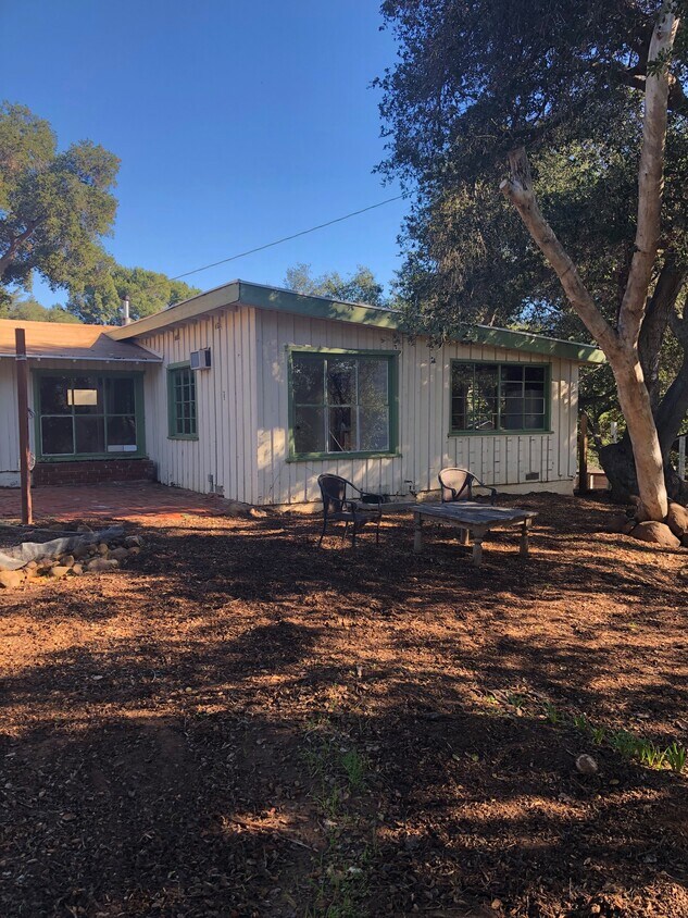 Cottage - 695 Old Grade Rd