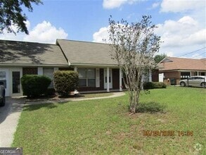 Building Photo - 971 Wedgewood Way