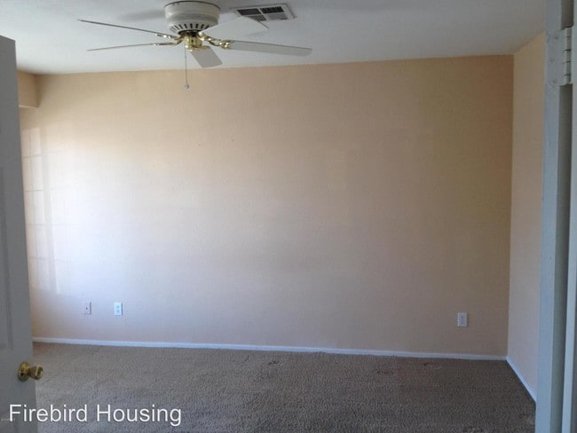 Building Photo - 3 br, 2 bath House - 1270 S Wagon Wheel Dr