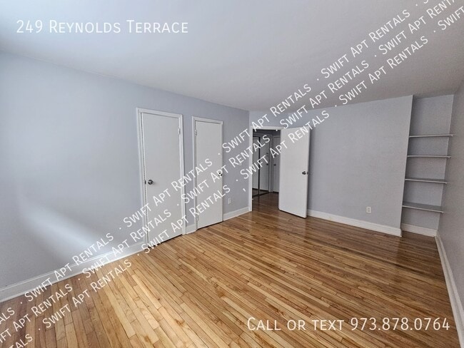 Foto del edificio - 249 Reynolds Terrace