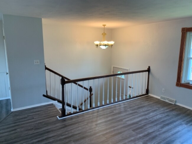 Foto del edificio - 301 Georgia Pkwy