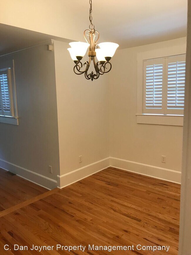 Foto del edificio - 2 br, 2 bath House - 204 Stewart Street