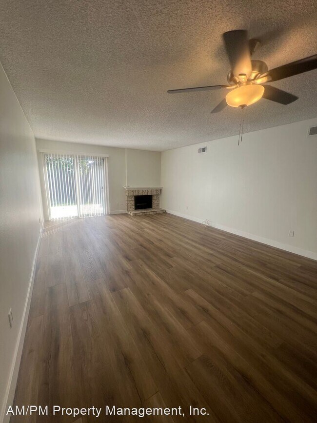 Building Photo - 3 br, 2 bath House - 17740 La Rosa Ln.