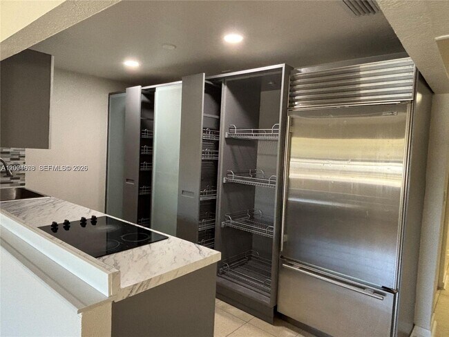 Foto del edificio - 543 SW 61st Terrace