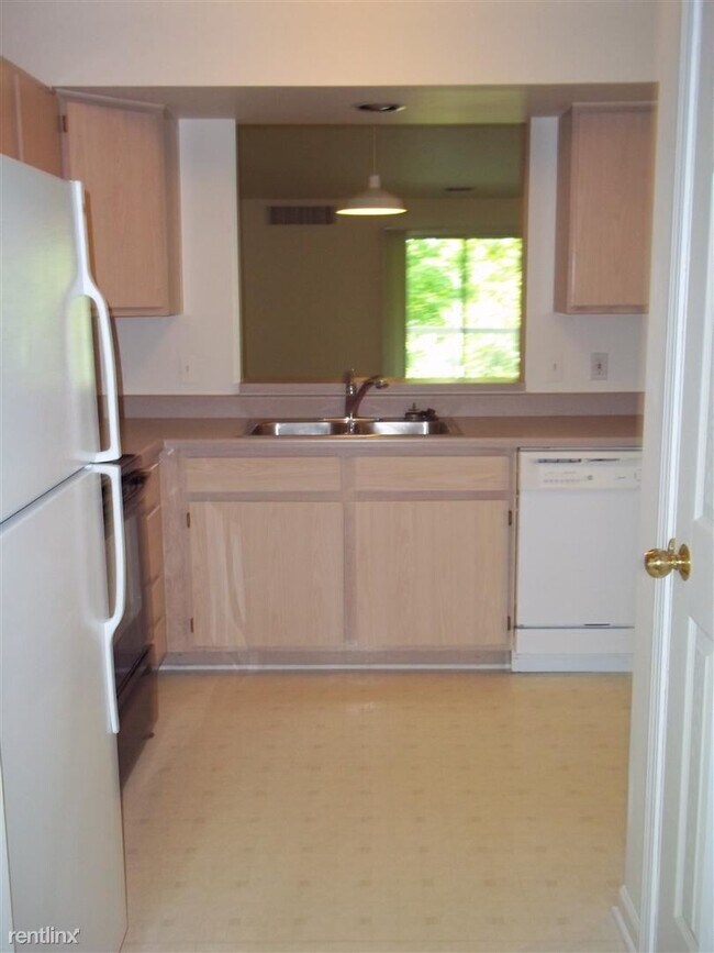 Foto del edificio - 2 br, 2 bath Condo - 1002 E Duncan St Apt 2C