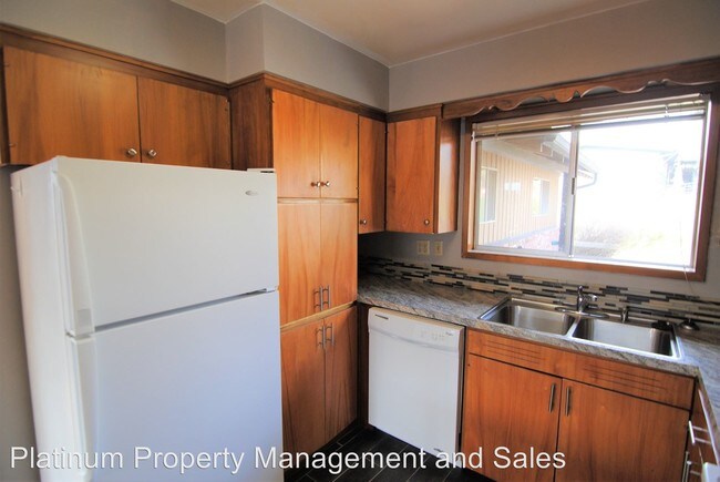 Building Photo - 3 br, 2 bath House - 2036 Valley View Blvd