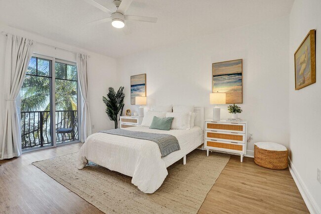 Photo - 642 NW 38th Cir Townhome