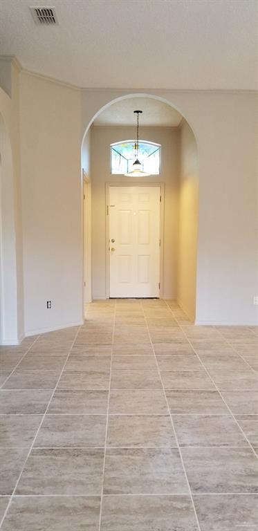 Foto del edificio - 17 Crown Pointe Blvd