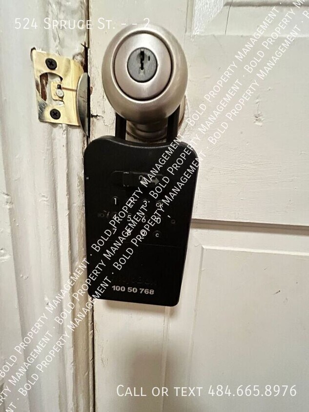 Foto del edificio - 524 Spruce St